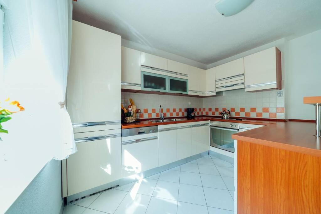 Villa Hope Zmijavci Bagian luar foto